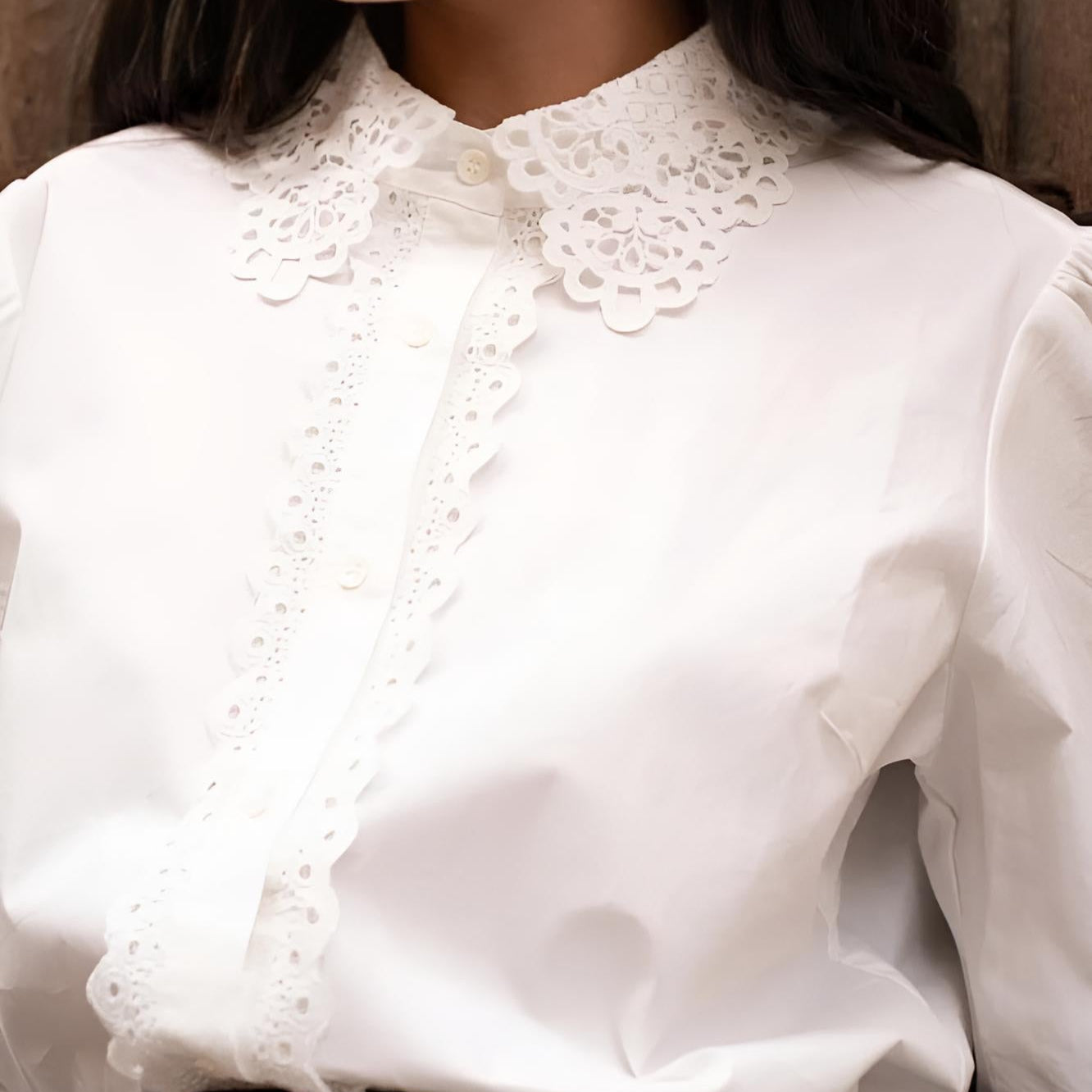 elegante-damen-baumwollbluse-mit-spitzendetails-weiss.jpg