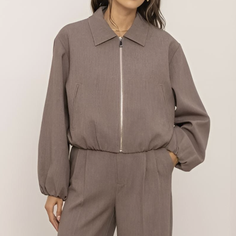 blousonjacke-damen-taupe-leicht-reissverschluss-stilessenz.jpg
