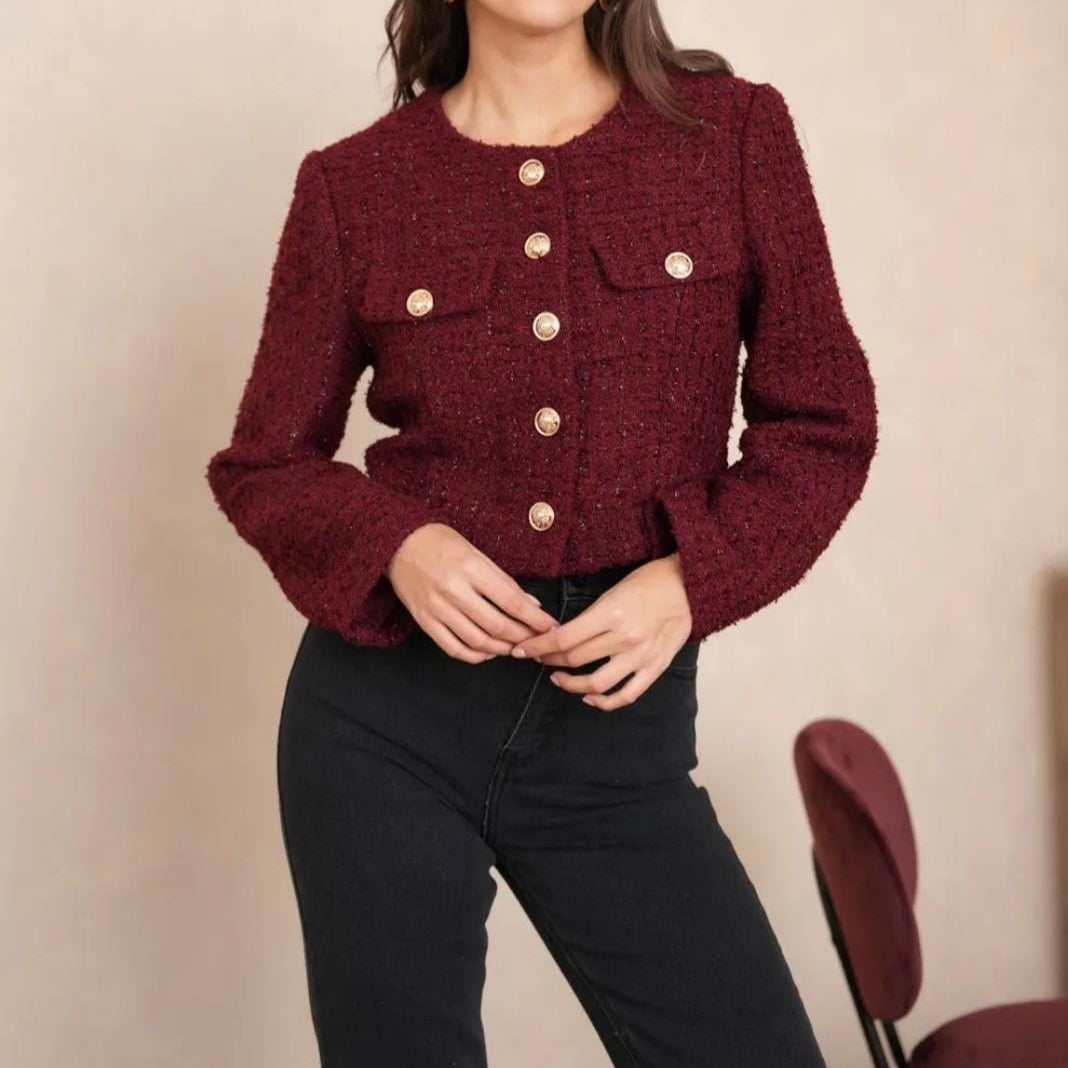 Detailansicht bordeaux Damenblazer Bouclé goldene Knöpfe